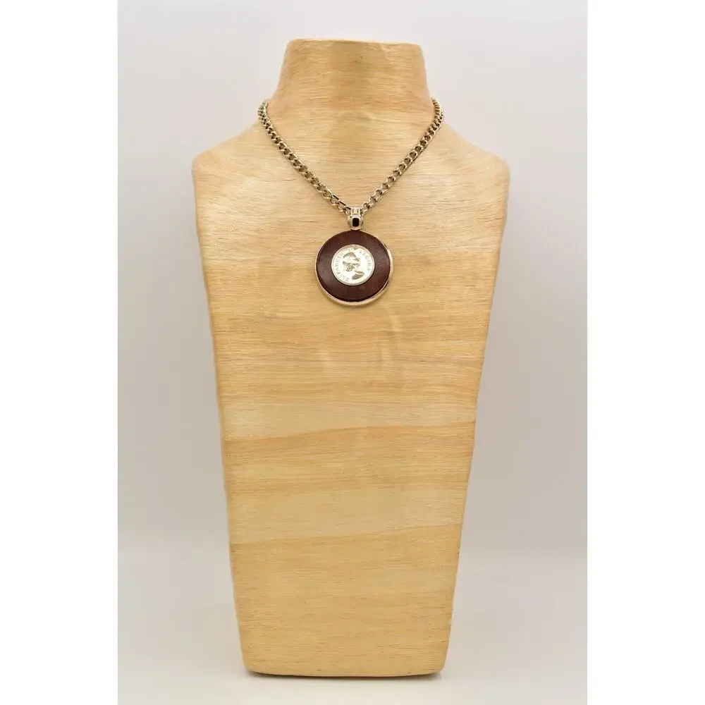Vintage Elizabeth II Gratia Regina Pendant Necklace Gold Tone Chain Wood BinBD